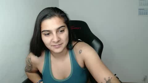 Snapshot of amanda5star chatting on November 24, 2025, 5:12 pm The queen of the biceps online show from November 24, 2025, 5:12 pm