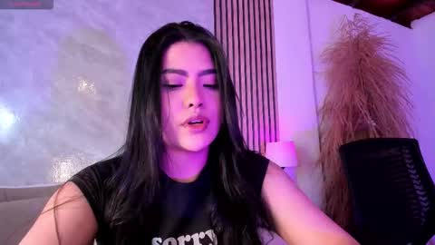 Luisa online show from October 19, 2025, 11:38 pm