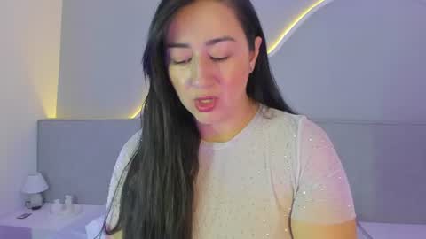 Snapshot of amanda_benz_ chatting on June 25, 2026, 11:04 am amanda_benz_ online show from June 25, 2026, 11:04 am