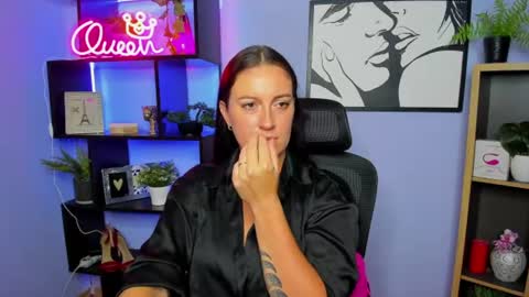 Amanda online show from June 10, 2026, 1:54 pm