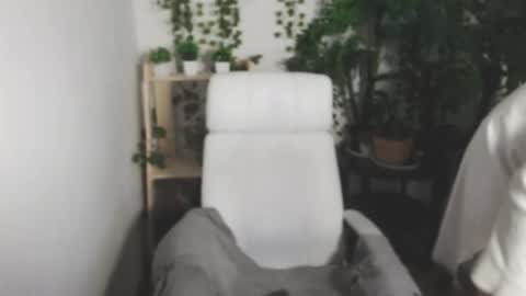 Snapshot of amanda_butlerr chatting on December 5, 2025, 11:08 am Hi im Amanda online show from December 5, 2025, 11:08 am