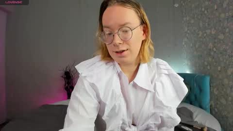 Snapshot of amanda_butlerr chatting on January 15, 2026, 9:03 am Hi im Amanda online show from January 15, 2026, 9:03 am