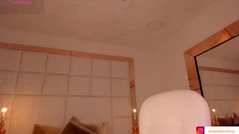 Snapshot of amanda_colin chatting on May 7, 2026, 5:18 pm Amanda online show from May 7, 2026, 5:18 pm