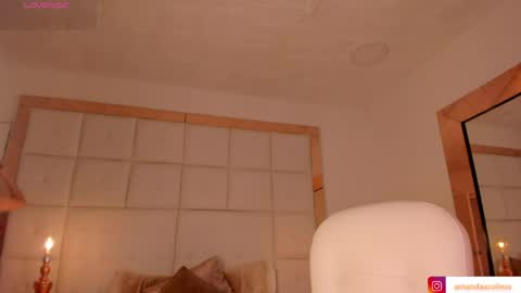 Snapshot of amanda_colin chatting on May 25, 2026, 8:26 pm Amanda online show from May 25, 2026, 8:26 pm