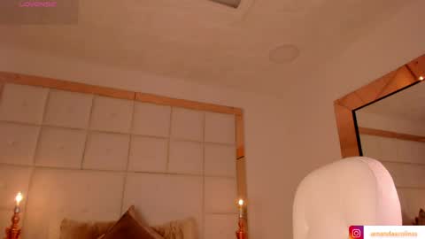 Snapshot of amanda_colin chatting on June 5, 2026, 8:03 pm Amanda online show from June 5, 2026, 8:03 pm
