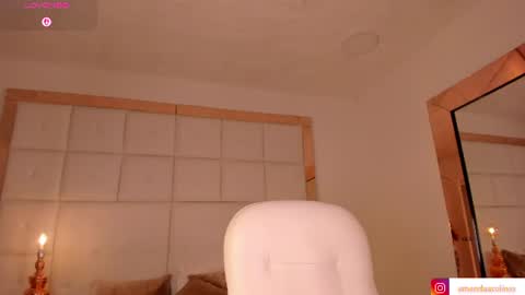 Snapshot of amanda_colin chatting on June 12, 2026, 11:03 pm Amanda online show from June 12, 2026, 11:03 pm