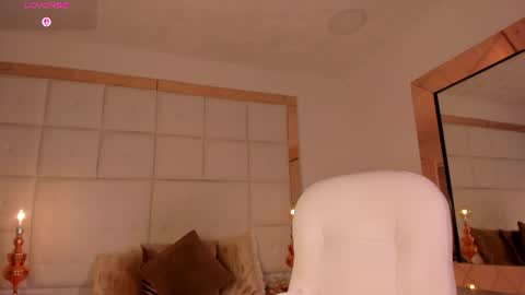 Snapshot of amanda_colin chatting on July 21, 2026, 7:49 pm Amanda online show from July 21, 2026, 7:49 pm