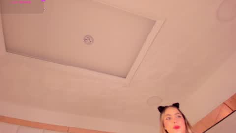 Snapshot of amanda_colin chatting on July 28, 2026, 3:21 pm Amanda online show from July 28, 2026, 3:21 pm