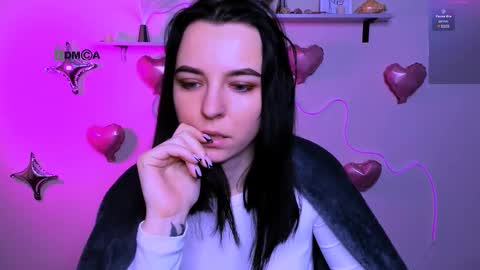 amanda_dark_ online show from February 12, 2026, 9:37 am