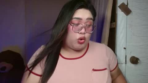 amanda_fetish online show from March 6, 2026, 4:42 am