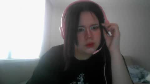 Snapshot of amanda_mia chatting on April 6, 2026, 9:10 am amanda_mia online show from April 6, 2026, 9:10 am