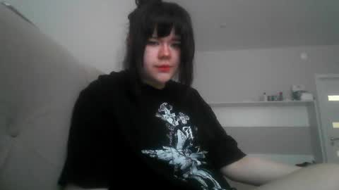 Snapshot of amanda_mia chatting on April 13, 2026, 11:37 am amanda_mia online show from April 13, 2026, 11:37 am