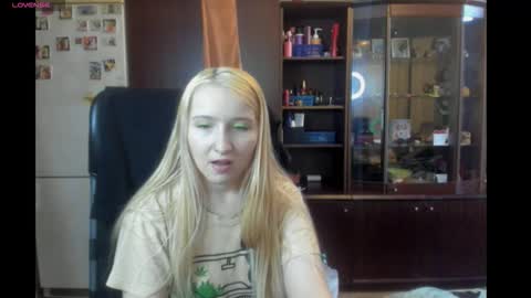 Amanda online show from November 4, 2025, 12:59 pm