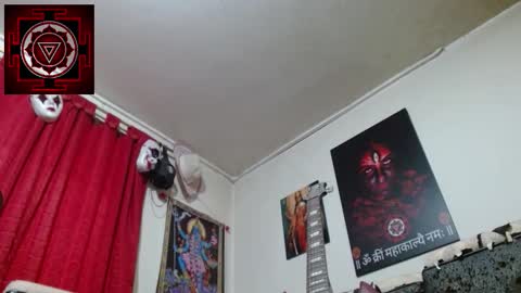 Amanda Valeska online show from September 14, 2025, 1:32 pm