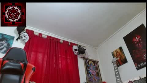 Amanda Valeska online show from May 18, 2026, 6:47 pm