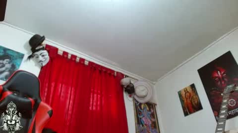 Amanda Valeska online show from July 20, 2026, 5:04 pm