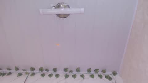 amandacanelacm101 online show from November 28, 2025, 5:32 am