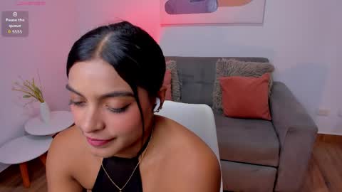Amanda  online show from May 5, 2026, 2:08 am