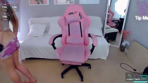 amandalorey online show from March 16, 2026, 7:56 am