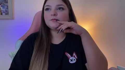 Amandha online show from December 4, 2025, 5:10 pm