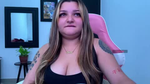 Amandha online show from June 3, 2026, 3:17 pm