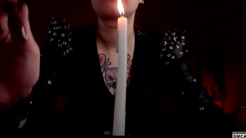 Snapshot of amanita__pantherina chatting on November 11, 2025, 11:54 am Goddess Amanita online show from November 11, 2025, 11:54 am