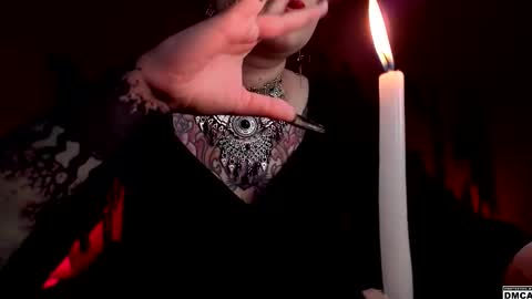 Snapshot of amanita__pantherina chatting on November 20, 2025, 11:32 am Goddess Amanita online show from November 20, 2025, 11:32 am