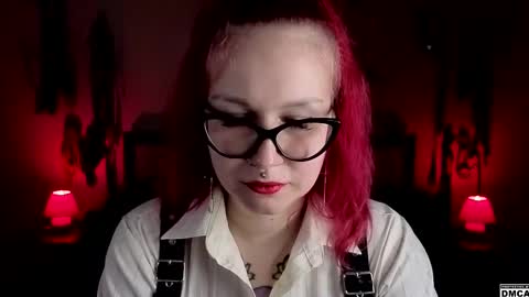 Snapshot of amanita__pantherina chatting on December 1, 2025, 9:47 am Goddess Amanita online show from December 1, 2025, 9:47 am