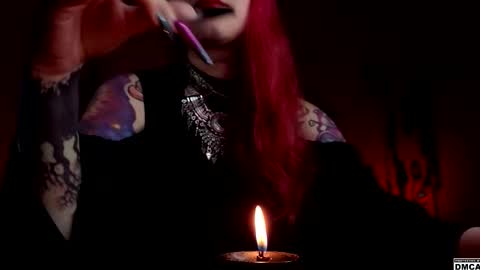 Snapshot of amanita__pantherina chatting on December 17, 2025, 1:06 pm Goddess Amanita online show from December 17, 2025, 1:06 pm