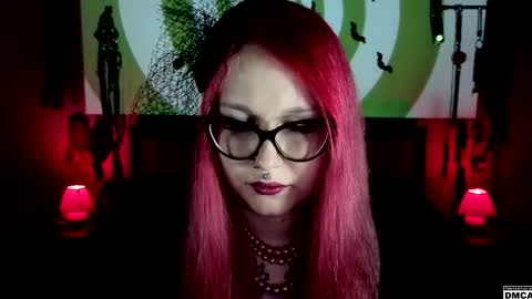 Goddess Amanita online show from April 14, 2026, 11:16 am