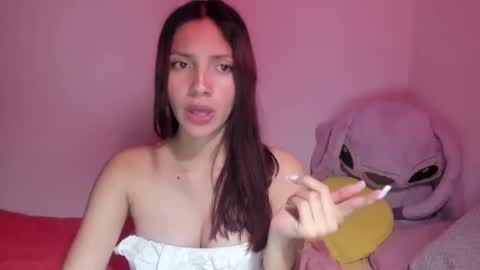 Snapshot of amara_22_ chatting on March 2, 2025, 4:50 am Liz online show from March 2, 2025, 4:50 am