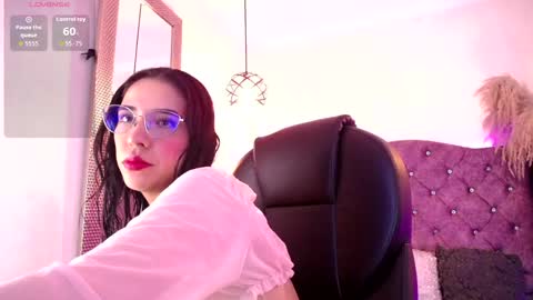 Snapshot of amara_davis1 chatting on May 7, 2026, 3:56 am amara_davis1 online show from May 7, 2026, 3:56 am