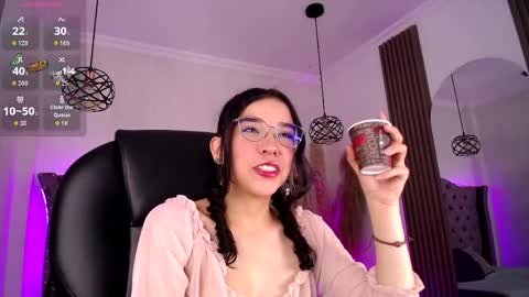 Snapshot of amara_davis1 chatting on June 2, 2026, 5:09 am amara_davis1 online show from June 2, 2026, 5:09 am