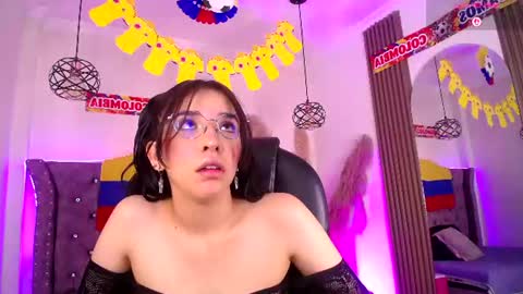 amara_davis1 online show from July 14, 2026, 4:50 am