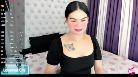 Snapshot of amara_lavelle chatting on November 5, 2025, 5:57 pm AMARAA online show from November 5, 2025, 5:57 pm