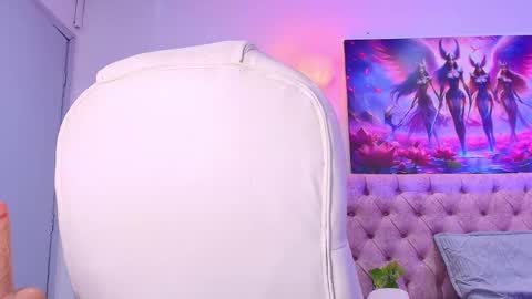 Snapshot of amara_vega chatting on March 6, 2025, 5:43 pm Amara Vega online show from March 6, 2025, 5:43 pm