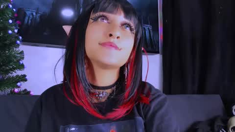 Snapshot of amaracooper2 chatting on December 13, 2024, 2:32 am amaracooper2 online show from December 13, 2024, 2:32 am