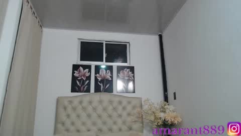 Snapshot of amaranta_f00x chatting on November 20, 2025, 12:44 am Amaranta online show from November 20, 2025, 12:44 am