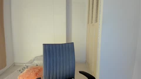 Amarantha online show from March 6, 2025, 1:37 am