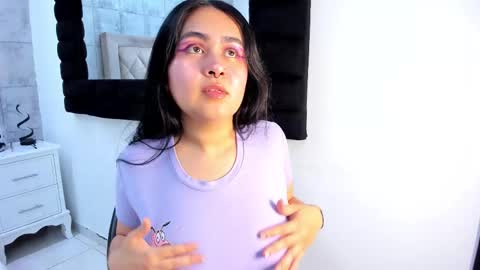 Snapshot of amarawolf chatting on November 18, 2025, 9:19 pm Amara Wolf online show from November 18, 2025, 9:19 pm