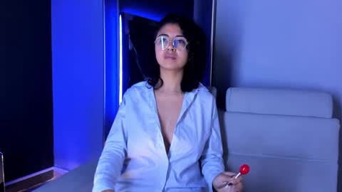 Snapshot of amarettho chatting on September 18, 2025, 3:14 pm Emily online show from September 18, 2025, 3:14 pm