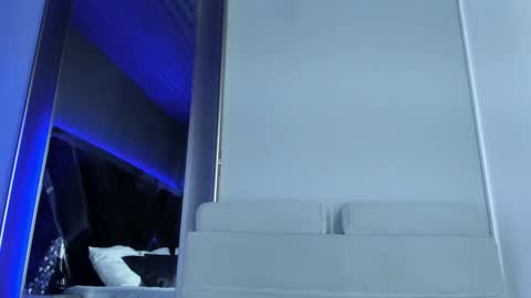 Snapshot of amarettho chatting on November 16, 2025, 12:11 pm Emily online show from November 16, 2025, 12:11 pm