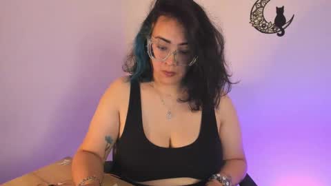 Snapshot of amaryllis_vizcaya chatting on February 21, 2025, 11:54 pm Katt online show from February 21, 2025, 11:54 pm