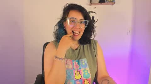 Snapshot of amaryllis_vizcaya chatting on March 6, 2025, 3:02 am Katt online show from March 6, 2025, 3:02 am