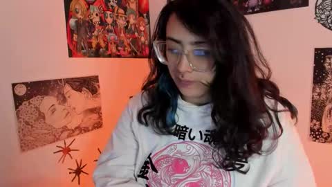 Snapshot of amaryllis_vizcaya chatting on November 8, 2025, 1:17 am Katt online show from November 8, 2025, 1:17 am