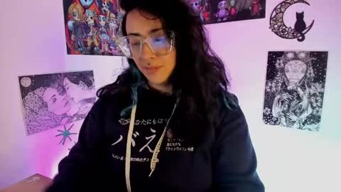 Snapshot of amaryllis_vizcaya chatting on November 16, 2025, 2:28 am Katt online show from November 16, 2025, 2:28 am