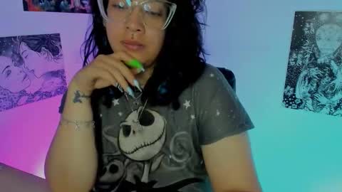 Snapshot of amaryllis_vizcaya chatting on January 11, 2026, 5:51 pm Katt online show from January 11, 2026, 5:51 pm