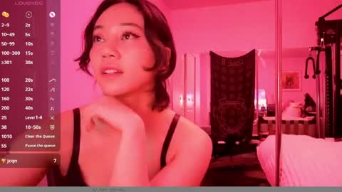 Snapshot of amateuroras chatting on May 16, 2026, 10:01 am leash online show from May 16, 2026, 10:01 am