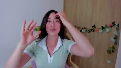 Snapshot of amatista_4 chatting on August 3, 2026, 7:28 pm Amatista online show from August 3, 2026, 7:28 pm