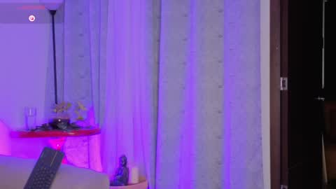 Amatista online show from April 28, 2026, 2:27 am
